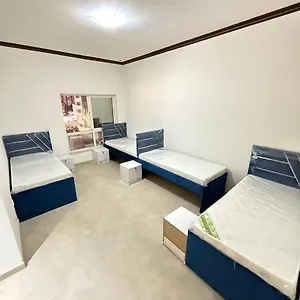 Backpackers Heaven ! 18 Beds In A 2 Bedroom In Front Of Union Metro Station Diera Hostel Dubai